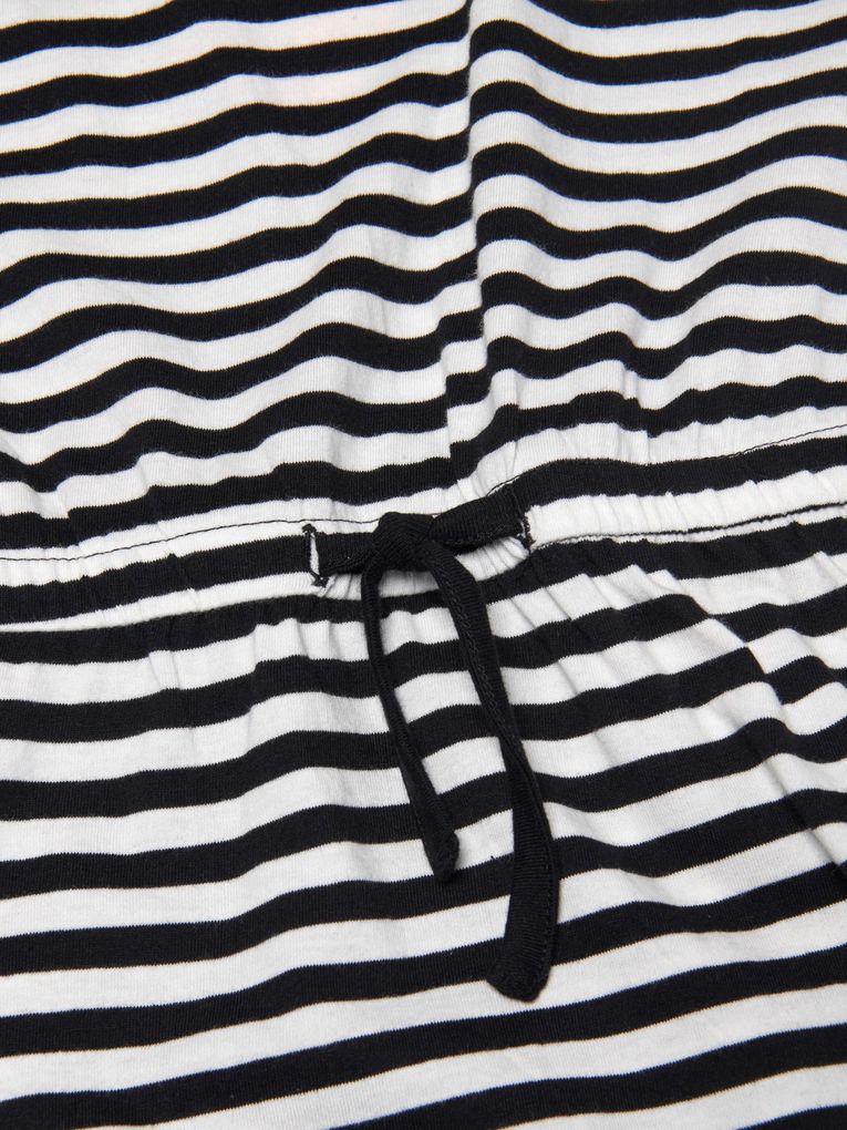 Teenager Jerseykleid schwarz-weiß gestreift detail